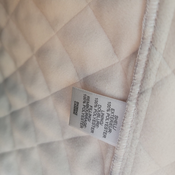 Van Heusen Women's Ivory Vest - Picture 11 of 11